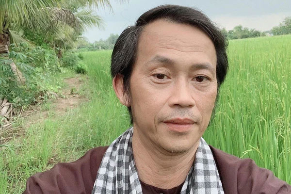 Xôn xao clip NS Hoài Linh xuất hiện tiều tuỵ, bật khóc khi nhắc đến bố mẹ sau loạt ồn ào, sự thật là gì?-7