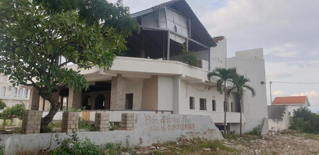 Nữ PCT phường tử vong trong căn nhà hoang vừa nhận chức chưa lâu, vốn là người hòa đồng nhưng gần đây bỗng ít nói, buồn bã-1