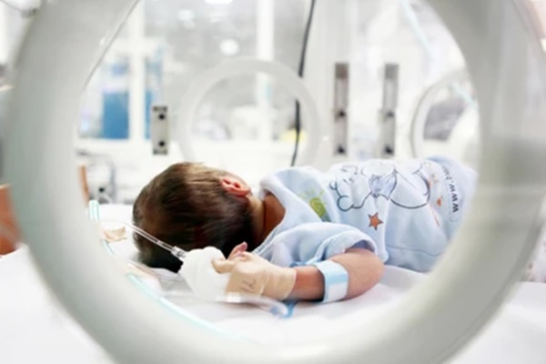 Nhóm trẻ phải trì hoãn tiêm mũi 2 vaccine Covid-19-1