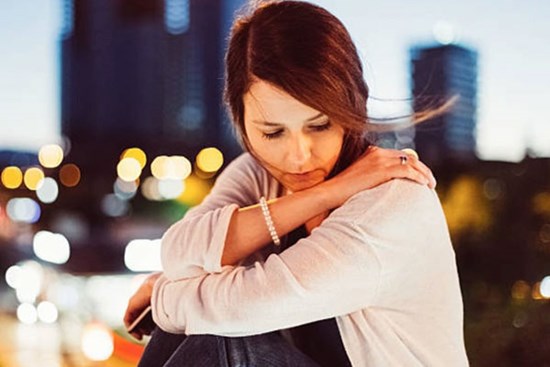 Muốn sinh con với người tình trẻ nhưng tôi vẫn lo ngại khoảng cách tuổi tác