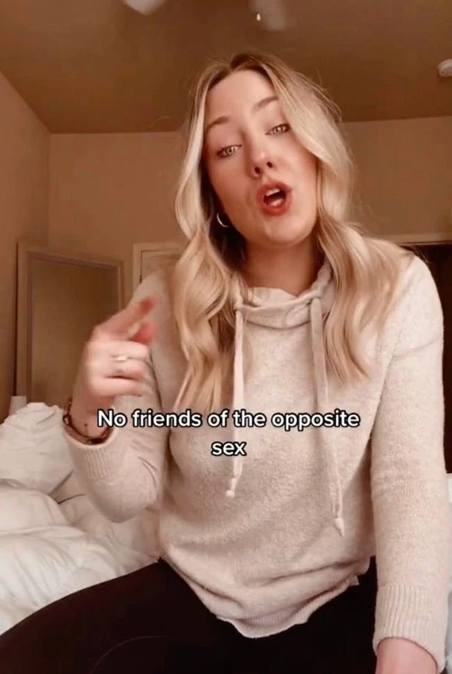 Cô vợ và loạt quy tắc hôn nhân gây sốc khiến dân mạng dậy sóng, thậm chí bị cho là điên rồ và ngớ ngẩn-1