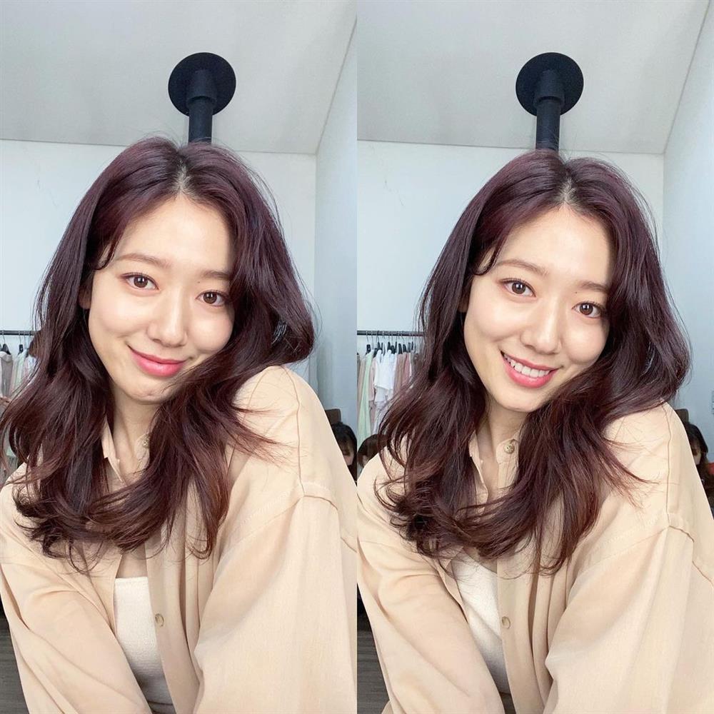 Park Shin Hye đem 4 loại tóc tuyệt xinh chung nường mặt mày tròn trặn tăng nhuận sắc-3