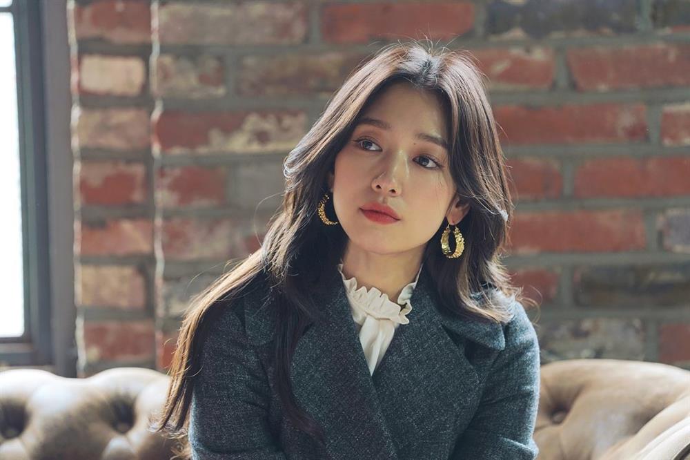 Park Shin Hye có 4 kiểu tóc tuyệt xinh giúp nàng mặt tròn thêm nhuận sắc-6