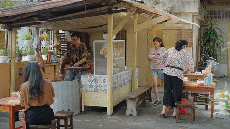 Thương ngày nắng về tập 5, Hoa thành con bà Nga, xinh đẹp không kém hồi bé-4