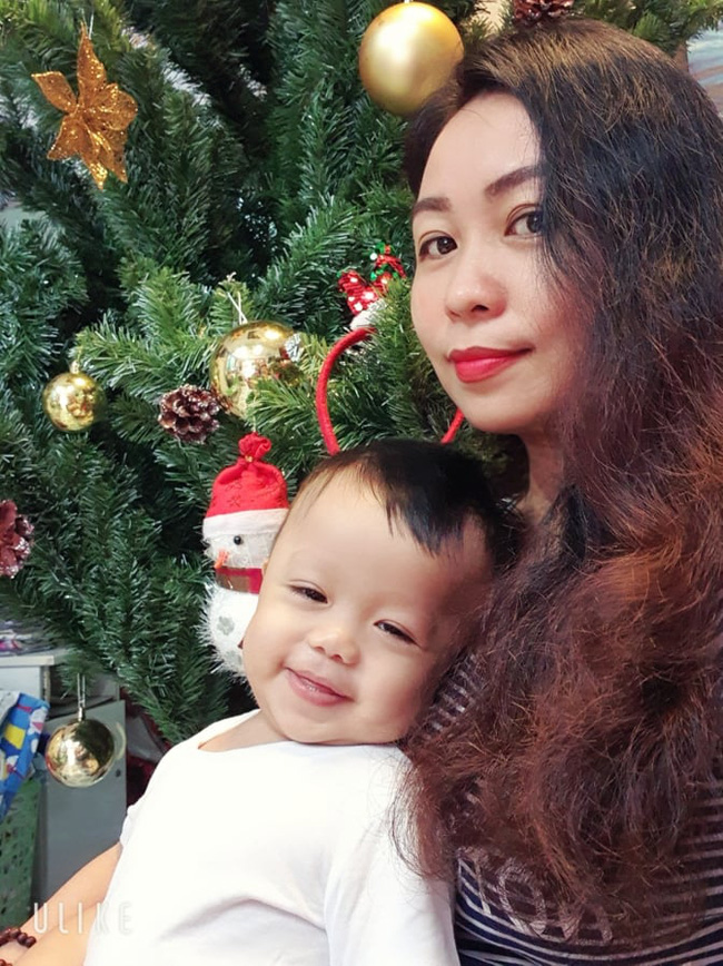 Mẹ 38 tuổi sinh con trai nặng 5kg làm cả nhà hết hồn, 2 năm sau ngoại hình của bé khiến mọi người giật mình hơn-6