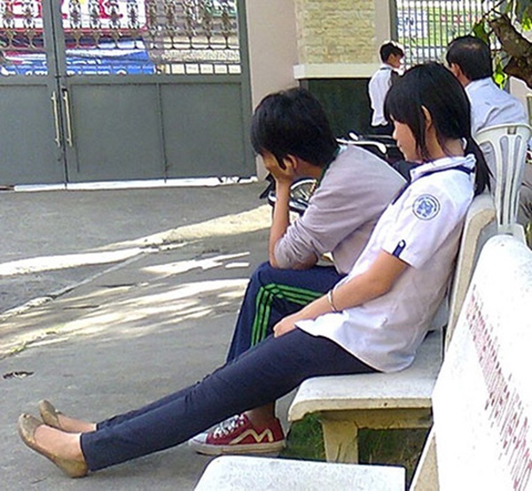 Những đứa trẻ bị gia đình ép đi chữa” đồng tính: Bác sĩ không chữa được, mẹ dọa đưa em lên chùa”-3