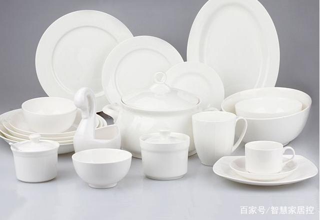 Đi chợ mua bát đĩa, bạn dứt khoát đừng chọn 3 loại này bởi dù rất rẻ và đẹp nhưng chúng chính là ổ độc tố gây hại cho sức khỏe gia đình bạn-4