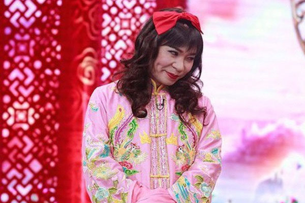 Vợ NSND Công Lý bức xúc lên tiếng khi chồng đang khỏe mạnh lại bị đồn qua đời-4