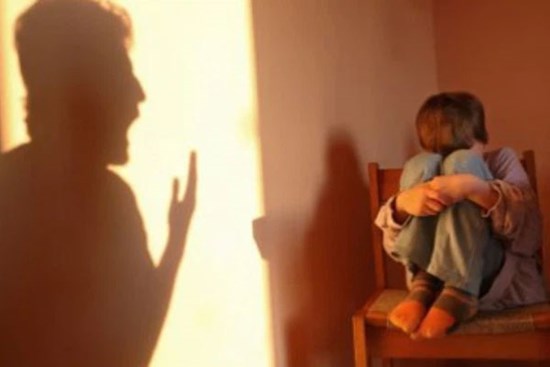 3 kiểu “năng lượng tiêu cực” của người cha dễ làm hỏng con, dù người mẹ có tốt đến đâu  trẻ cũng khó có tương lai tốt