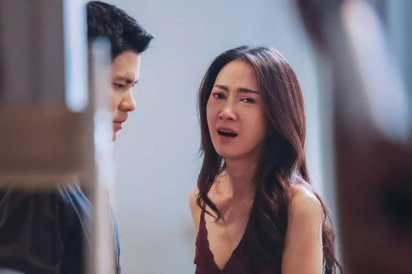 Đi dự sinh nhật bạn thân và vô tình gặp lại tình cũ, anh chỉ đưa một thứ mà tôi chảy nước mắt giàn giụa-3