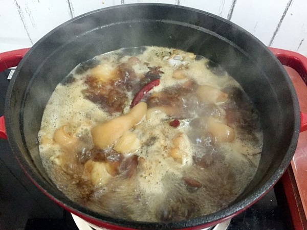 Chân giò kho theo kiểu này, ăn mềm dẻo, ngon lạ miệng lại tốn cơm trong ngày đông lạnh-18