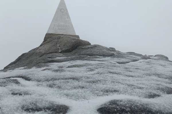 Đỉnh Fansipan đã có sương muối bao phủ, dân mạng bão like ầm ầm háo hức đòi lên check-in ngay!-8