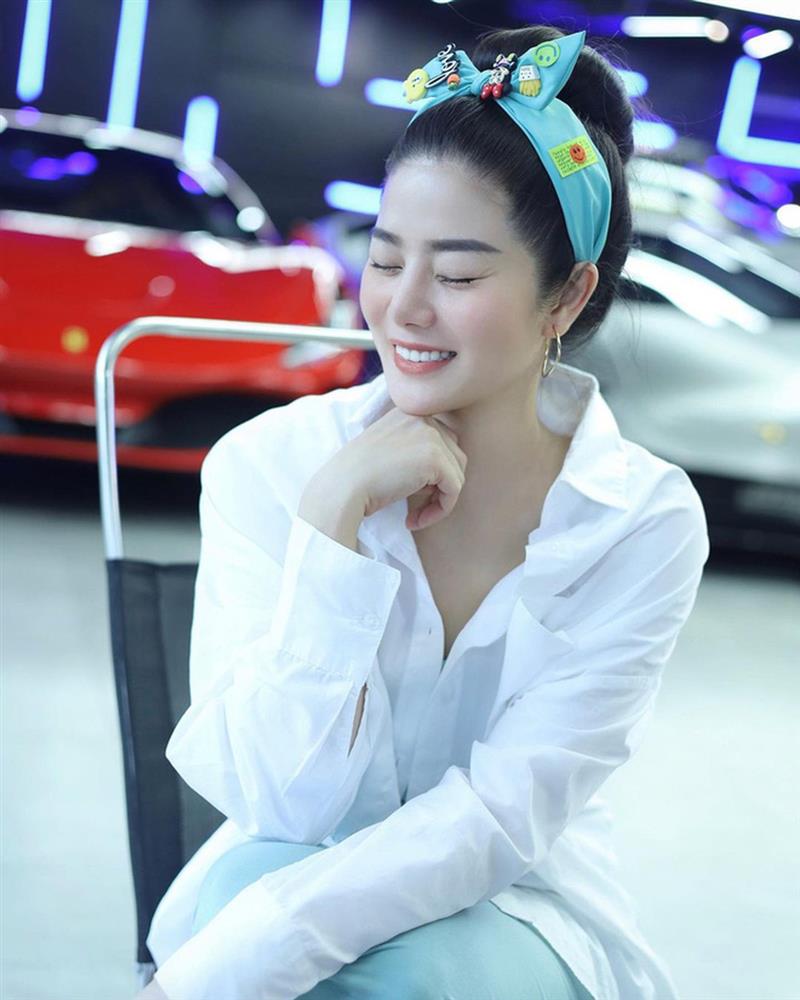 Hội hot girl, dâu hào môn cân đẹp sự nghiệp làm mẹ bỉm sữa: Vẫn xinh, vẫn thần thái, thậm chí khí chất còn tăng lên-5