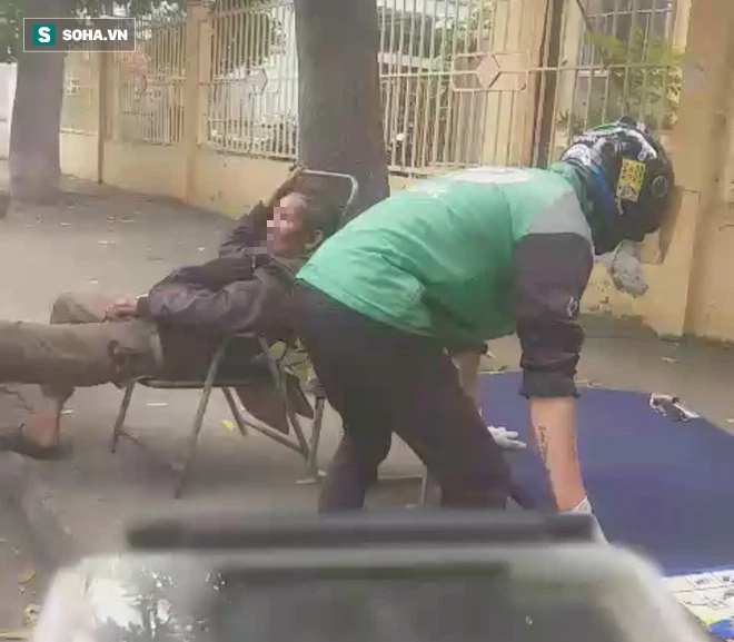 Anh shipper mua giường cho ông cụ nằm 30 phút rồi mất: ‘Ước gì tôi tìm được ông sớm hơn’-2