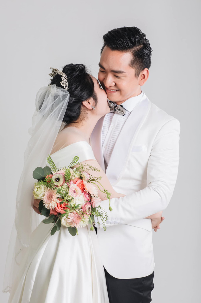 BTV kín tiếng nhất Chuyển động 24h khoe ảnh con gái bụ bẫm nhưng lại không muốn con giống bố vì lý do này!-2