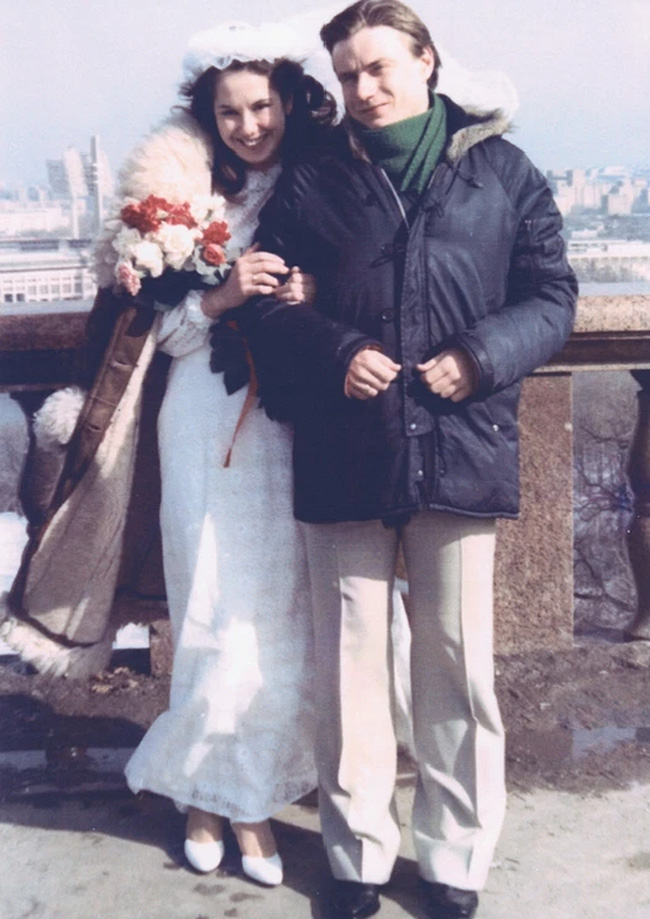 Chồng ngoại tình rồi đưa ra án tử cho hôn nhân, vợ cao tay lao vào cuộc chiến tỷ đô, dai dẳng lật kèo&nbsp;khi mọi chuyện tưởng đã ngã ngũ-3