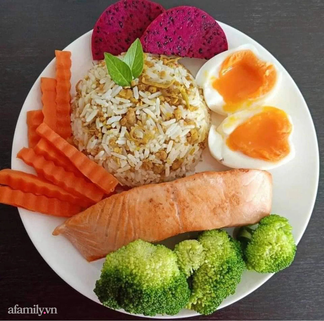 Mẹ bỉm giảm 25kg sau sinh đôi bằng quy tắc ăn uống chuẩn khoa học, kết quả vòng eo 60cm, vòng mông 90cm khiến ai nấy ngỡ ngàng-6