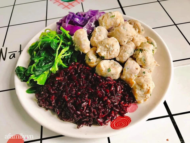 Mẹ bỉm giảm 25kg sau sinh đôi bằng quy tắc ăn uống chuẩn khoa học, kết quả vòng eo 60cm, vòng mông 90cm khiến ai nấy ngỡ ngàng-7