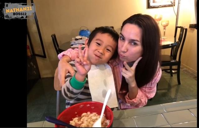 Hiếm hoi khoảnh khắc Hồ Văn Cường xuất hiện vui vẻ bên cháu ngoại cố ca sĩ Phi Nhung-4