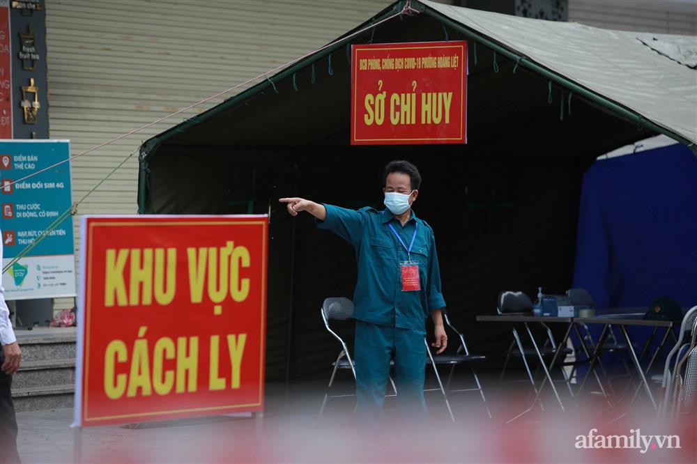 Ghi nhận số ca bệnh ngoài cộng đồng cao kỷ lục, Hà Nội liệu có nâng cấp độ dịch?-1