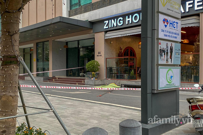 Vụ cụ bà rơi từ tầng 23 tử vong ở Hà Nội: Nạn nhân đau ốm đã nhiều năm được chồng chăm sóc, tự ra ban công cắt lưới an toàn lúc chồng ngủ-1