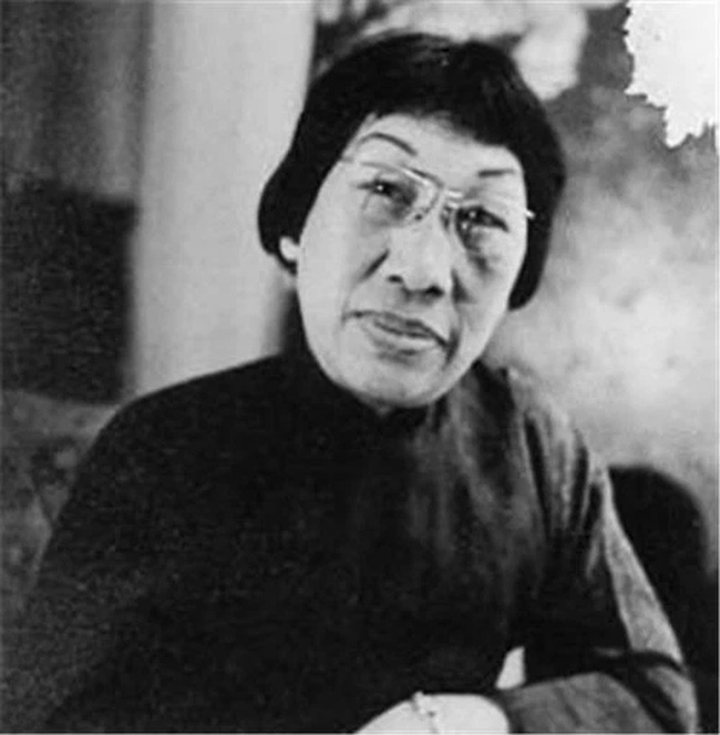 Gái làng chơi có pha đánh cược đổi đời: Cưới chồng quyền lực bằng hôn lễ 2 khách mời và màn lột xác khiến tất cả kinh ngạc!-6