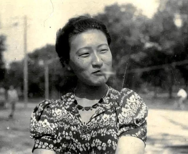 Chuyện về vị cách cách cuối cùng của nhà Thanh: Cơ cực bần cùng vẫn giữ cốt cách hoàng gia, cuộc đời thăng trầm hơn bất kỳ bộ phim nào-5