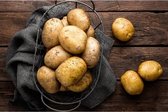 5 cách để bảo quản khoai tây, không lo mọc mầm hay thối hỏng