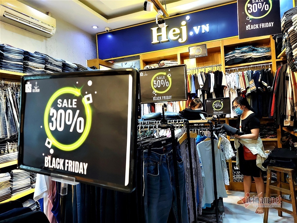 Sài Gòn cuộc đua sale vô đối, giảm giá sâu chưa từng có-2