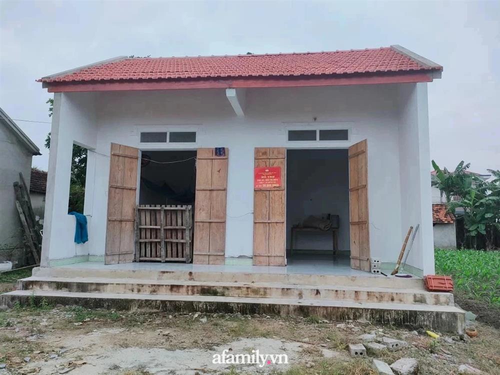 Thảm cảnh cụ bà không chồng không con, thần kinh không ổn định, lay lắt sống một mình trong căn nhà tình thương-5