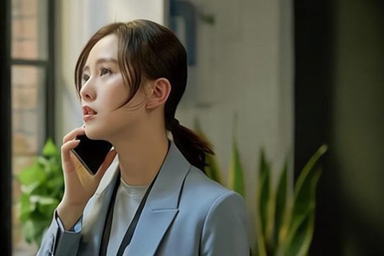 Vợ trở nên điên điên khùng khùng sau sinh, tôi ly hôn để rồi 1 năm sau phải quỳ gối van xin cô ấy tha thứ