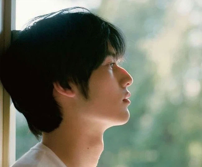 Mời bạn gái tôi đi ăn tối nhưng mẹ lại cố tình không mang theo ví, cô ấy nói một lời khi thanh toán, mẹ vui mừng bảo tôi cưới ngay-1