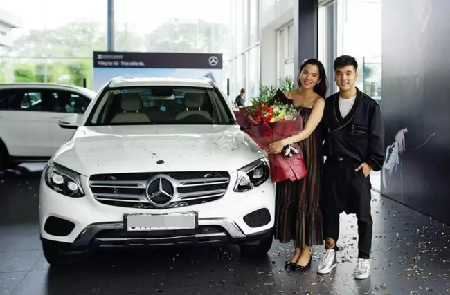 Ưng Hoàng Phúc bị bóc phốt lái xe gây tai nạn, chưa đền bù đã bỏ đi?-3