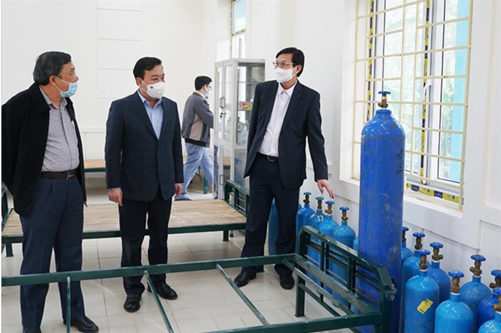 Tập trung cao nhất hoàn thành tiêm phòng vắc xin Covid-19 cho trẻ 15-17 tuổi-3