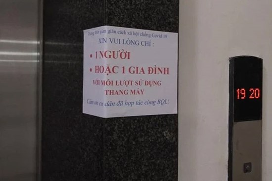 Đi cùng thang máy với F0 chỉ vài giây vẫn phải cách ly tập trung: Đánh giá nguy cơ, tránh quá tải