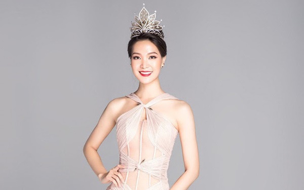 Hoa hậu Việt Nam Thuỳ Dung gây bức xúc vì status: Về Việt Nam không khí khó thở hơn ở Mỹ-4