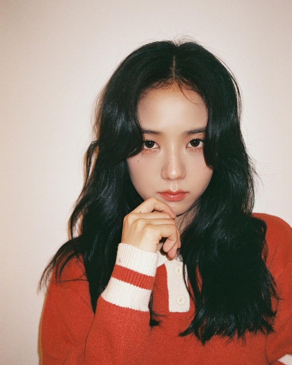 5 kiểu tóc xoăn này quá trẻ xinh, nên được sao Hàn lăng xê mãi không chán-9