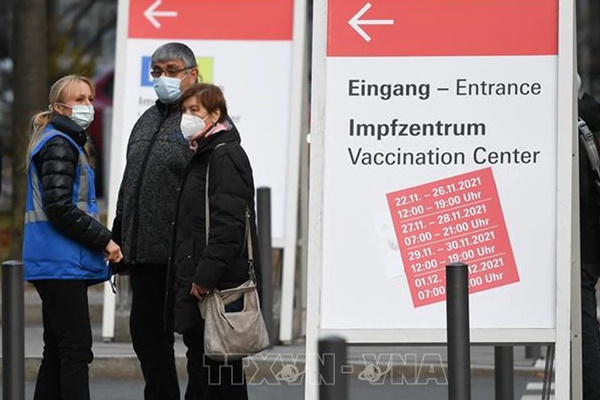 Cảnh báo khả năng có biến thể SARS-CoV-2 lây mạnh như Delta, chết chóc như Ebola-1