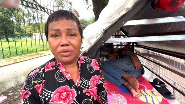 Lấy chồng Tây gặp biến cố, người phụ nữ để con vào lồng sắt chở khắp Sài Gòn lượm ve chai-2