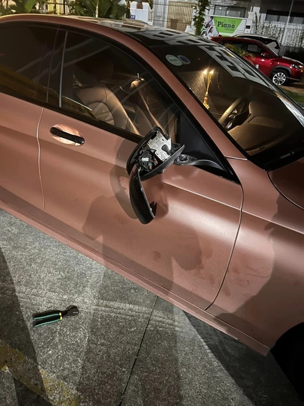 Một sao Việt bị trộm cạy phá xế xịn lúc nửa đêm, camera ghi lại rõ thủ đoạn tinh vi-1