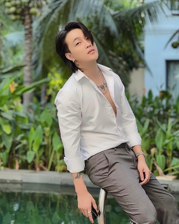 Một sao Việt bị trộm cạy phá xế xịn lúc nửa đêm, camera ghi lại rõ thủ đoạn tinh vi-4
