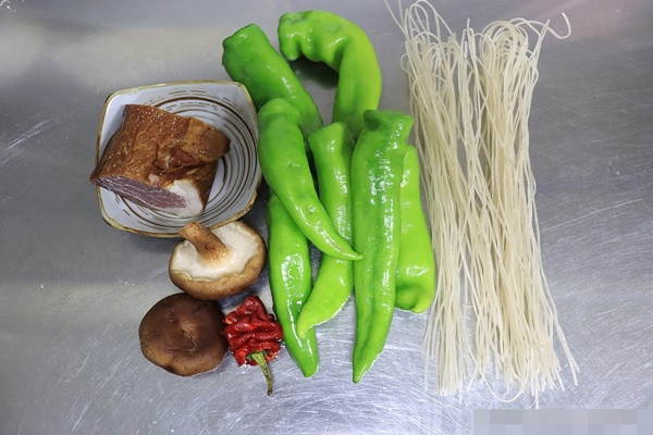 Miến xào theo cách này, càng ăn càng thích, không bị ngán lại giàu dinh dưỡng-4