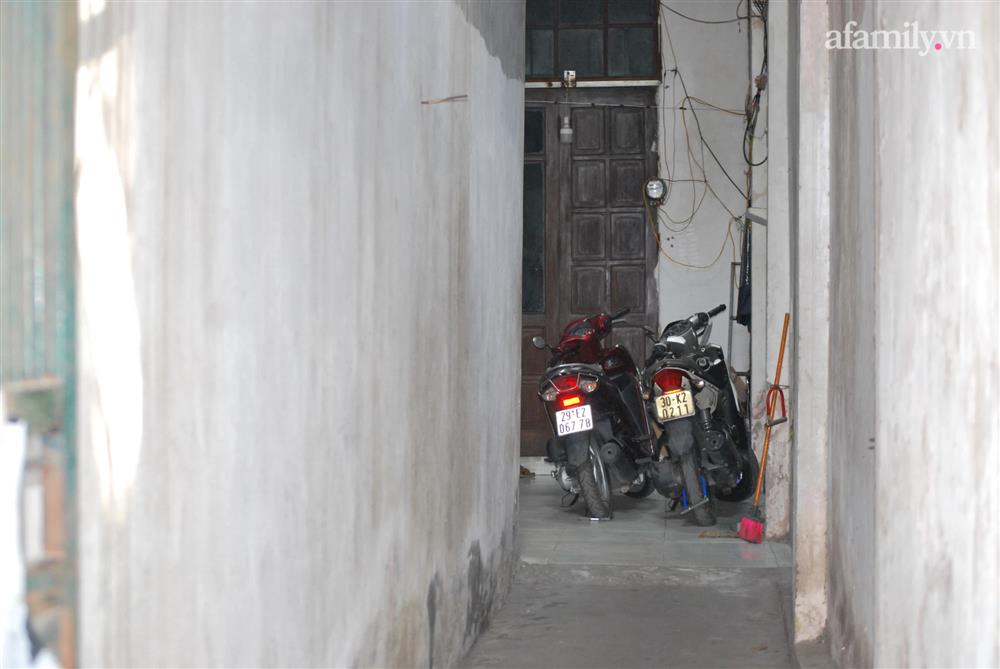 Hà Nội: Phong tỏa con ngõ ở Khương Thượng ghi nhận 16 ca F0 nguồn lây từ thợ xây-2