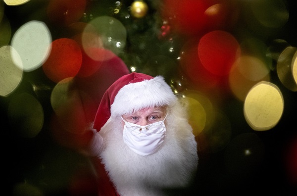 Khủng hoảng ông già Noel ở Mỹ-1