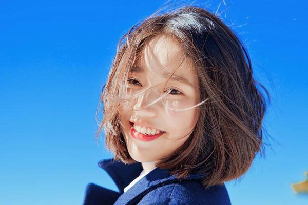 Chồng mua nước hoa đắt tiền tặng, vợ lén đi trả lại, nhân viên cửa hàng nói một câu khiến chân tướng sự việc hoàn toàn bại lộ-3