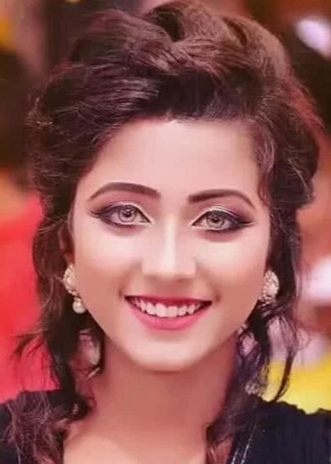 Bị chụp trộm trong lễ hội, thiếu nữ 17 tuổi làm toàn mạng châu Á phát cuồng” vì nhan sắc nàng thơ quá đẹp năm xưa giờ ra sao?-15