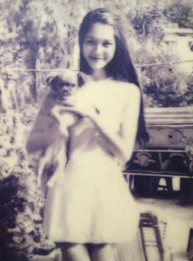 Choáng với nhan sắc của mẹ Hải Tú thời trẻ, thừa hưởng gen tốt thế bảo sao Sơn Tùng không mê-1