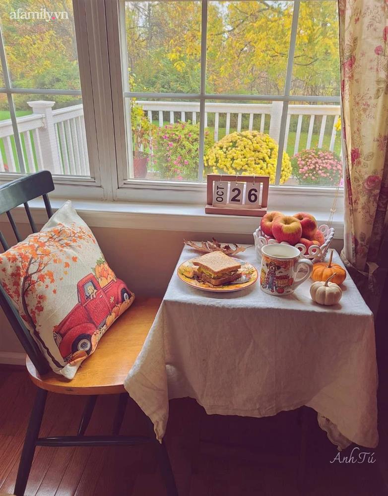 Ngắm ngôi nhà theo phong cách vintage, sân vườn bát ngát hoa đẹp như tranh vẽ của mẹ Việt ở Mỹ-5