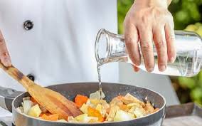 Nằm lòng 5 lưu ý này khi sử dụng gia vị nấu ăn chắc chắn chị em đạt đỉnh cao nêm nếm: Tưởng khó chứ hóa ra cực đơn giản-2