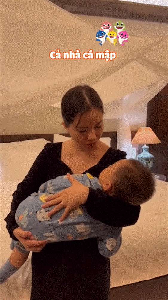 Không phải con cò, mẹ hát con cá mập”- con trai order bài hát ru khiến mẹ đứng hình, 30s sau ai nấy đều quên phiên bản gốc-2